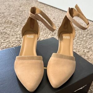 Eileen Fisher Women's Beige Pointed Toe Heels